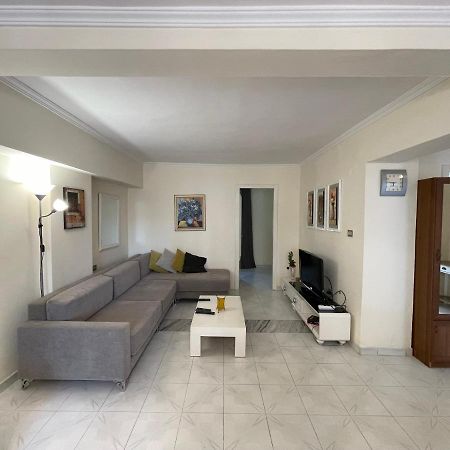 Tirana Flora Center Apartment ภายนอก รูปภาพ