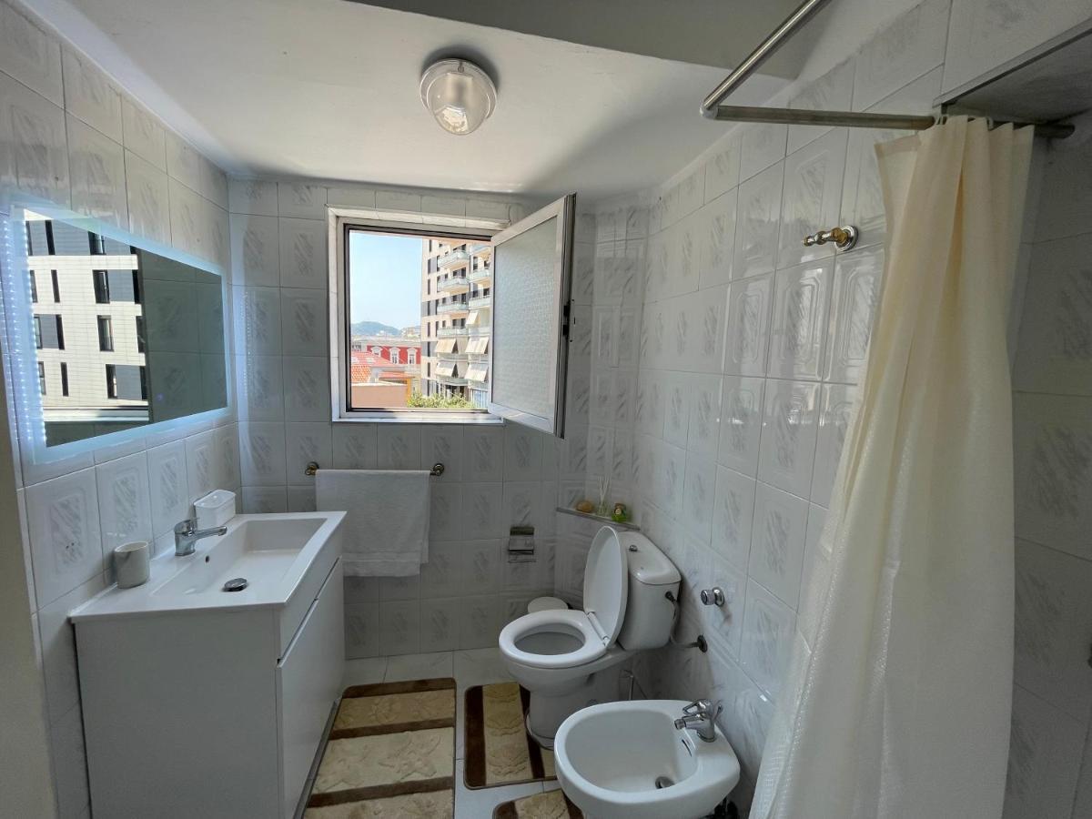 Tirana Flora Center Apartment ภายนอก รูปภาพ