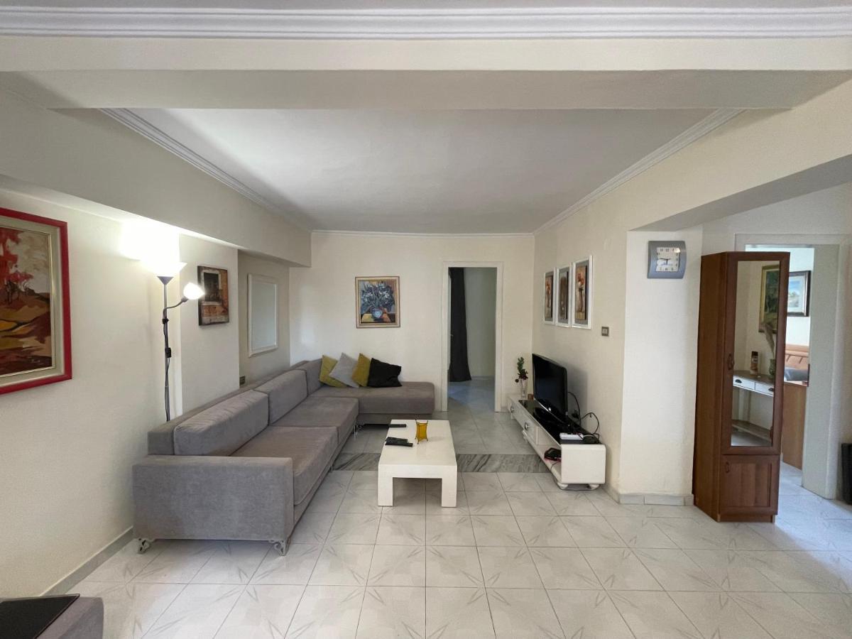 Tirana Flora Center Apartment ภายนอก รูปภาพ